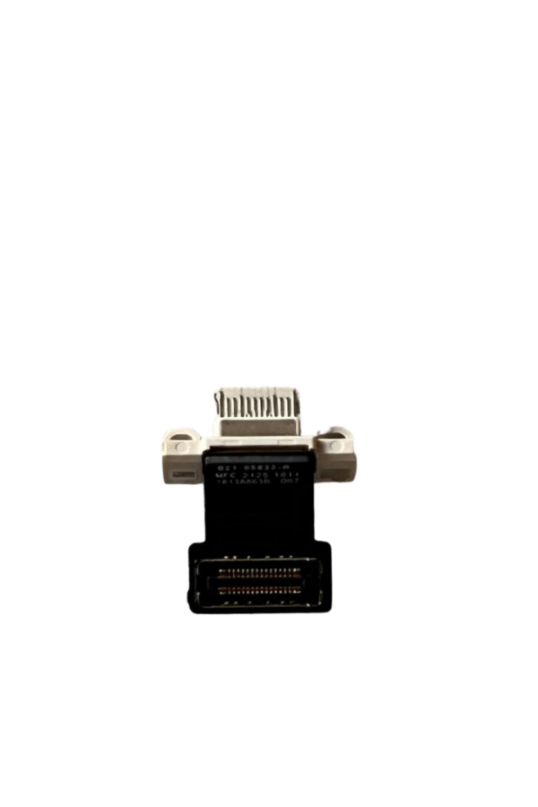 A3240 Type-C Charging port for Apple MacBook Air 13 inch M4 Early 2025 Starlight.